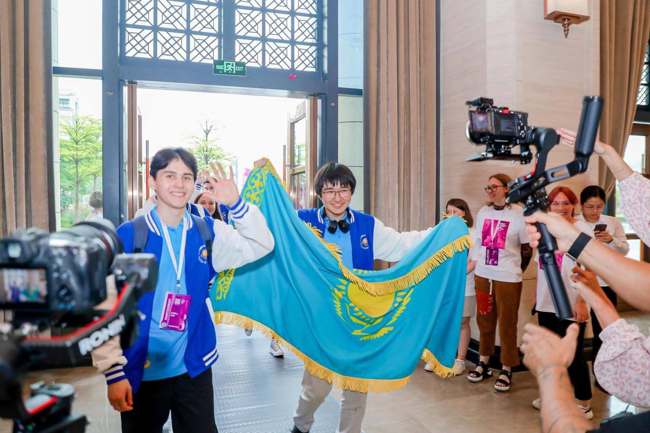 Девять медалей выиграли казахстанские школьники на 58-ой Международной Менделеевской олимпиаде по химии в Китае